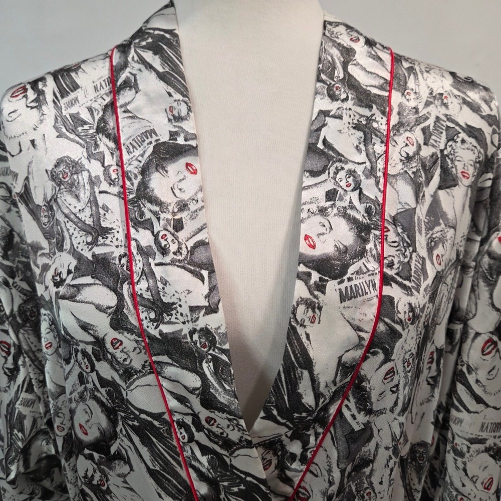 Vintage 90s Marilyn Monroe Warners Satin Robe S Hollywood Glam Graphic Pinup